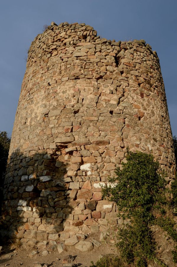 castell de Sant Miquel de Montornès | enciclopèdia.cat